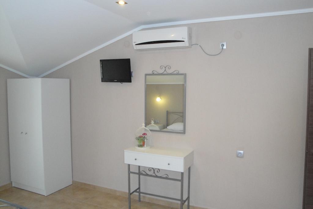Amaryllis Studios Asprovalta Habitación foto